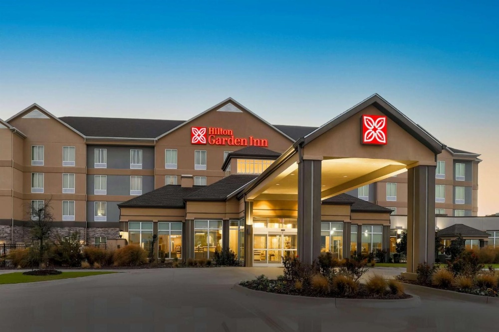 Hilton Garden Inn Ardmore Main image